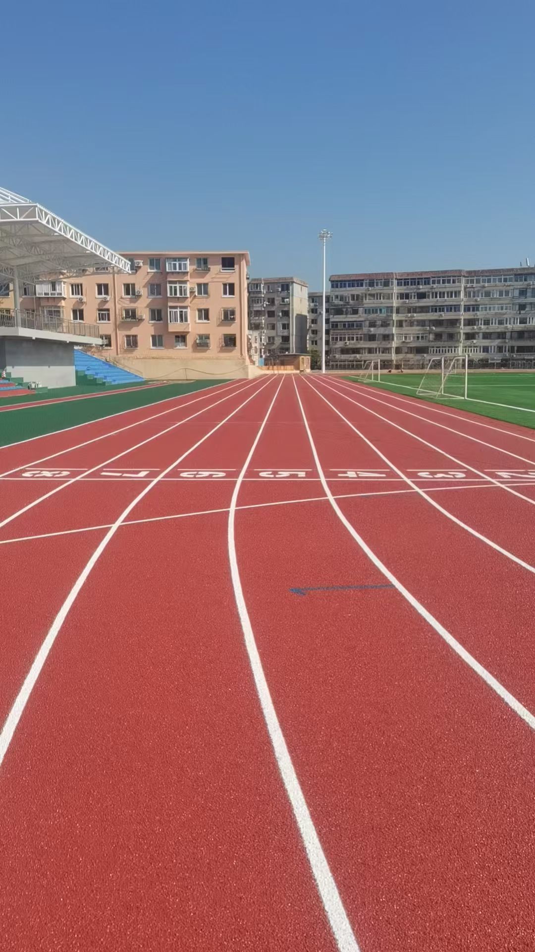 平顶山市新国标塑胶跑道渗水跑道 - 方案